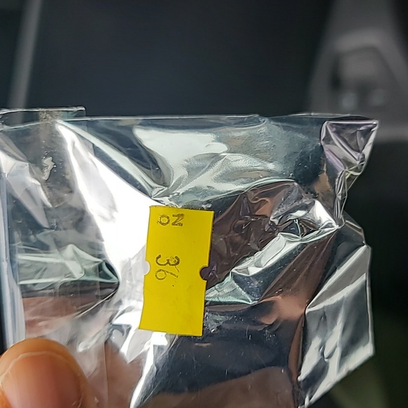 Costume Women's Earrings - Picture 2 of 3